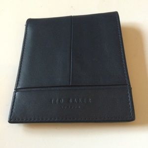 TED BAKER LONDON MENS LEATHER BIFOLD WALLET DEEP NAVY NWOT